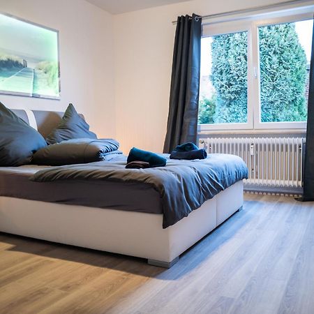 #412 Komfortable, Stilvolle Wohnung Fuer 6 Personen Mülheim an der Ruhr Extérieur photo
